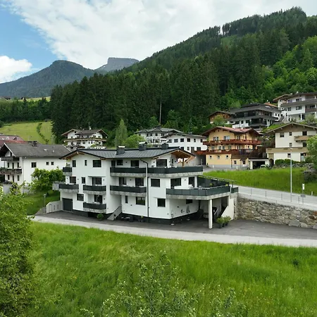 Montepart Zillertal * היינצנברג