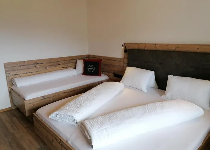 Montepart Zillertal * هينزنبرغ