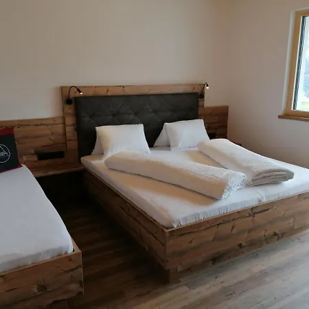 Montepart Zillertal Apartment Hainzenberg